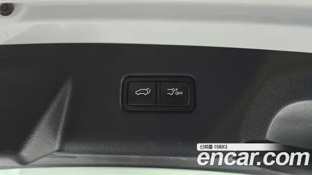 Kia Carnival 2021 — Photo 17/20