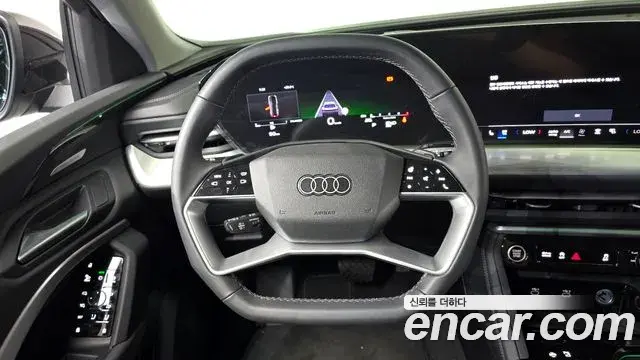 Audi Q5 2025 — ფოტო 20/34