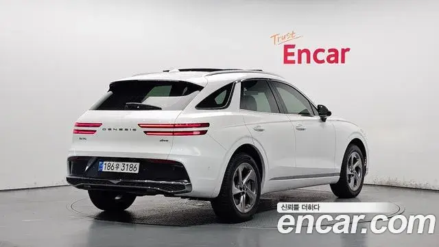 Genesis GV70 2025 — ფოტო 4/33