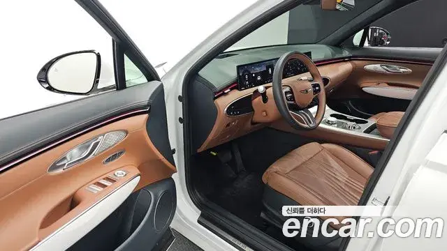 Genesis GV70 2025 — ფოტო 7/33