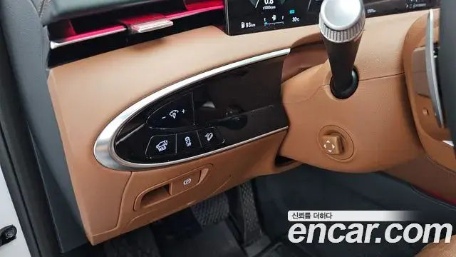 Genesis GV70 2025 — ფოტო 1/33