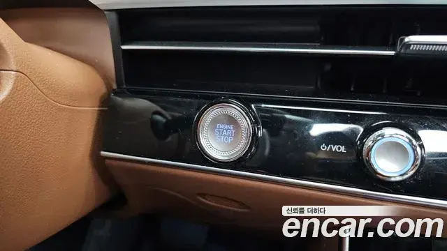 Genesis GV70 2025 — ფოტო 26/33