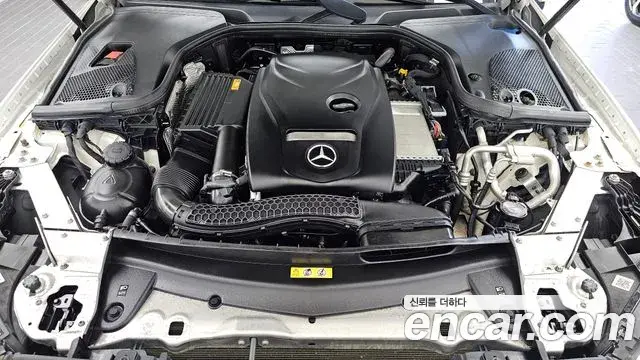 Mercedes-Benz E-Class 2019 — Фото 6/20