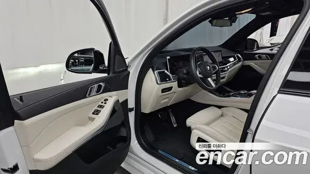 BMW X5 2025 — Фото 10/20