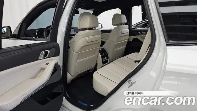 BMW X5 2025 — Photo 15/33