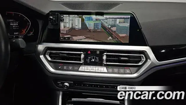 BMW 3 Series 2019 — Фото 14/20