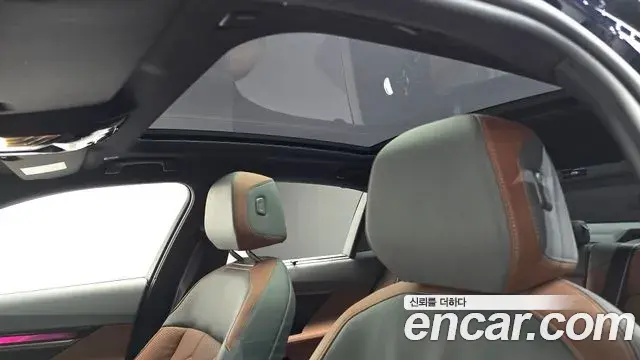 BMW 5 Series 2024 — Şəkil 15/31