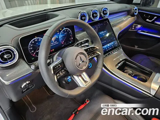 Mercedes-Benz GLC-Class 2026 — Photo 15/16