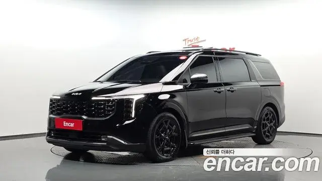 Kia Carnival 2025 — Фото 1/20