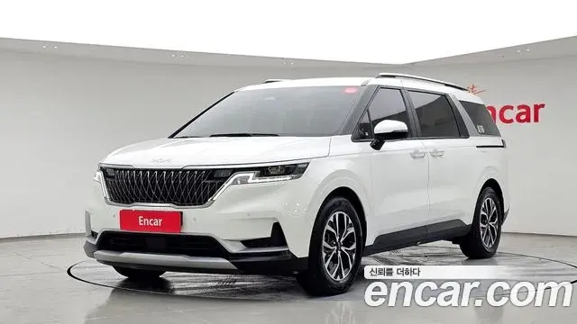 Kia Carnival 2023 — Фото 1/20