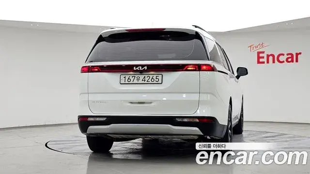 Kia Carnival 2023 — Фото 4/20