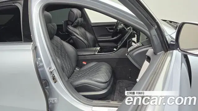 Mercedes-Benz S-Class 2021 — ფოტო 24/31