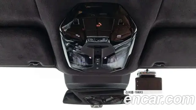 BMW 7 Series 2023 — Фото 18/19