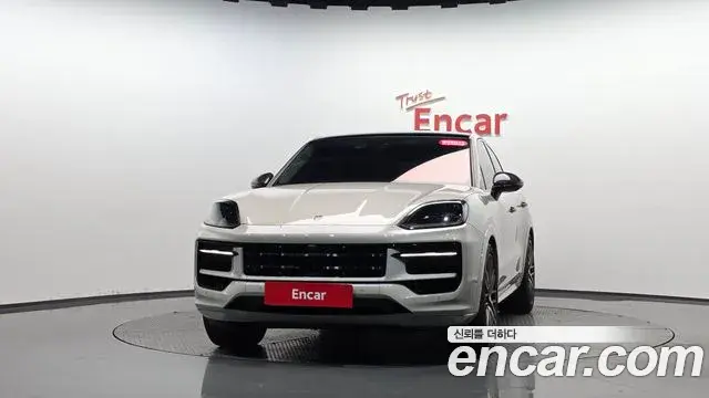 Porsche Cayenne 2024 — ფოტო 6/41