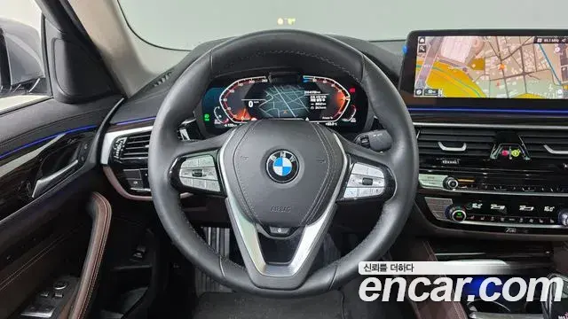 BMW 5 Series 2023 — Фото 13/20