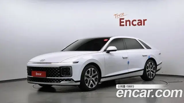 Hyundai Grandeur Hybrid 2024 — ფოტო 19/20
