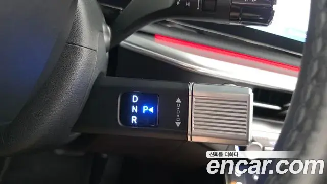 Hyundai Grandeur Hybrid 2024 — ფოტო 15/20