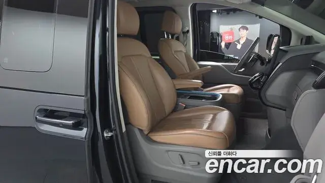 Hyundai Staria 2022 — Photo 11/20