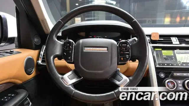 Land Rover Discovery 5 2019 — Şəkil 4/20