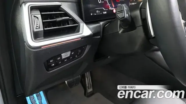 BMW 4 Series 2023 — ფოტო 24/33
