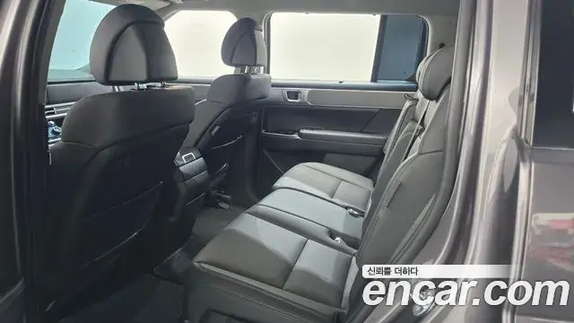 Hyundai Santa Fe 2025 — Photo 20/34