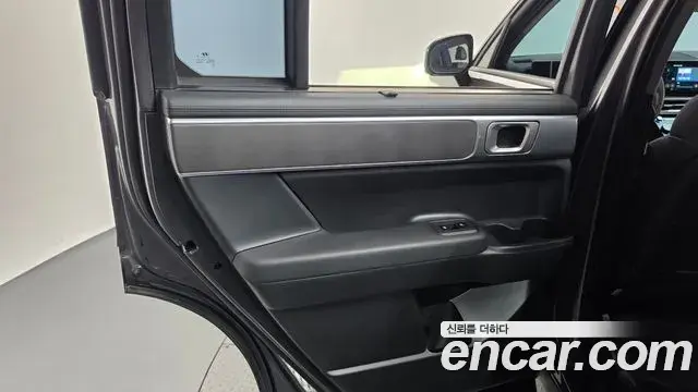 Hyundai Santa Fe 2025 — Photo 33/34