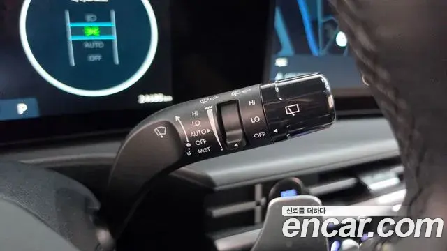 Hyundai Santa Fe 2025 — Photo 19/34