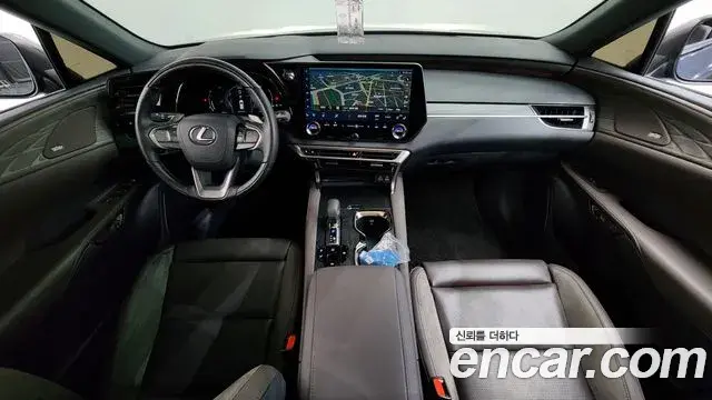 Lexus RX350h 2024 — Photo 12/36