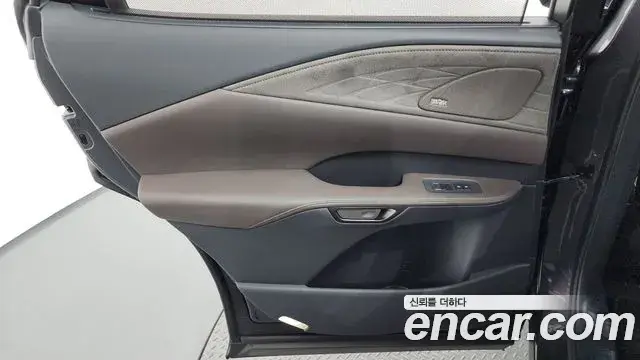Lexus RX350h 2024 — Photo 19/36