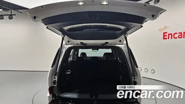 Hyundai Santa Fe 2024 — Photo 18/20