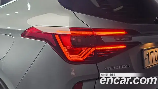 Kia Seltos 2020 — Photo 14/33