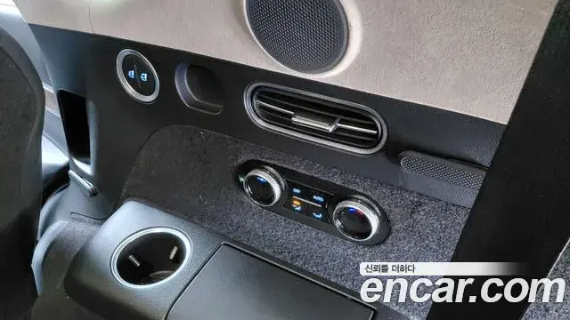 Genesis GV80 2023 — ფოტო 10/33