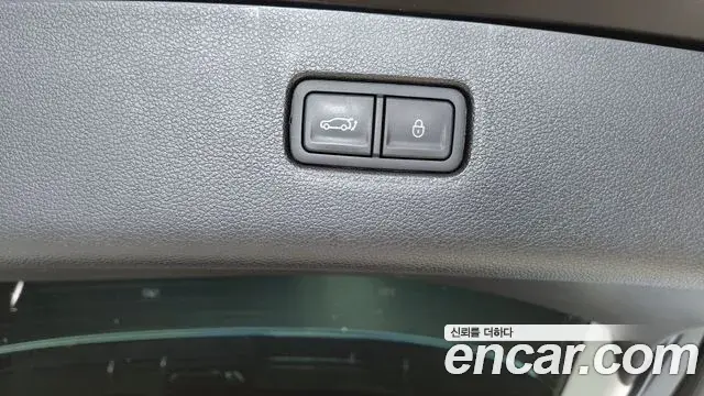 Genesis GV80 2023 — ფოტო 23/33