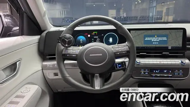 Hyundai Kona 2023 — Фото 14/20