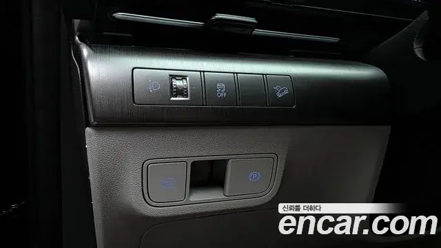 Hyundai Kona Hybrid 2023 — Şəkil 29/32