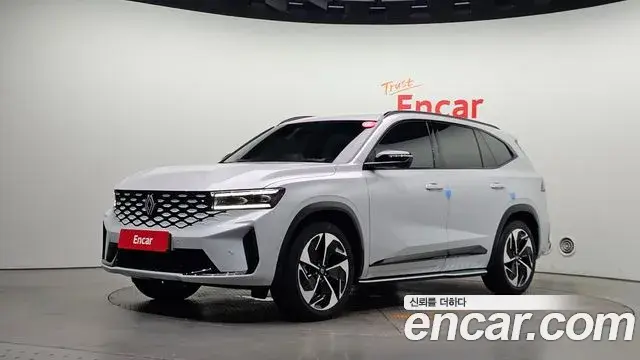 Renault Samsung Grand Koleos 2025 — Photo 18/35