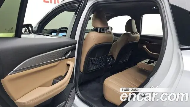 Renault Samsung Grand Koleos 2025 — Photo 17/35