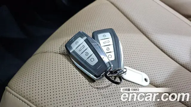 Renault Samsung Grand Koleos 2025 — Photo 20/35