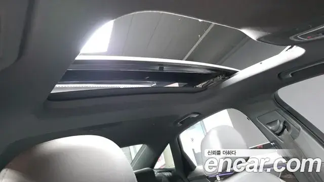Audi A6 2020 — ფოტო 22/38