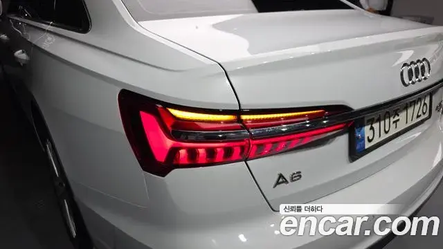 Audi A6 2020 — ფოტო 27/38