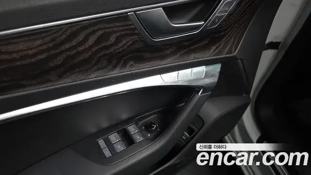 Audi A6 2020 — ფოტო 4/38