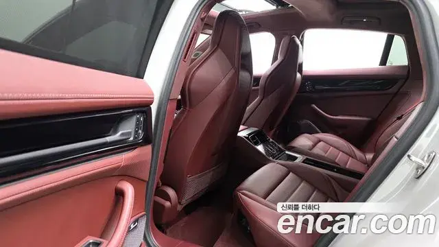 Porsche Panamera 2025 — Photo 13/20