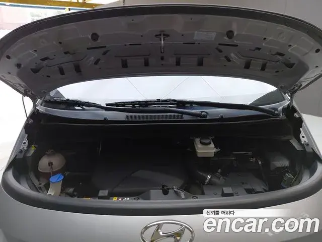 Hyundai Staria 2021 — Фото 6/20