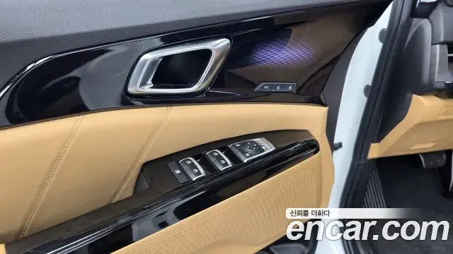 Kia Carnival 2023 — Şəkil 6/34