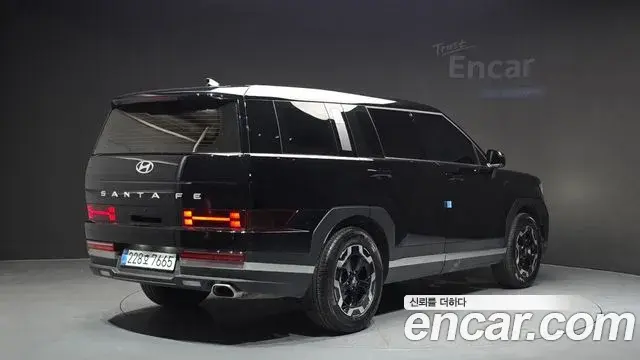 Hyundai Santa Fe 2025 — Фото 2/20