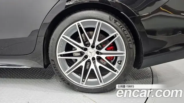 Mercedes-Benz AMG GT 2024 — Photo 7/31