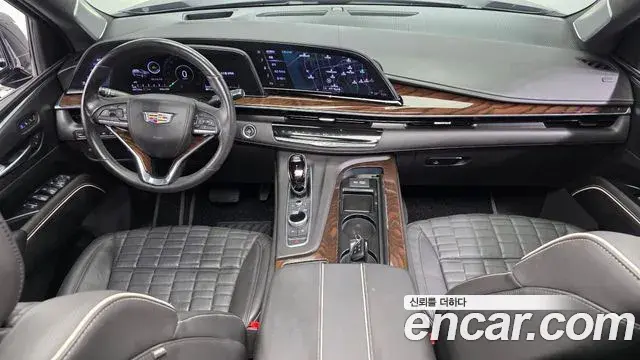 Cadillac Escalade 2022 — Photo 13/20