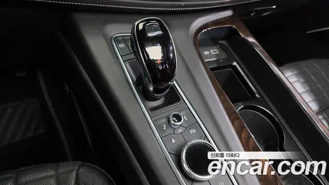 Cadillac Escalade 2022 — Photo 8/20