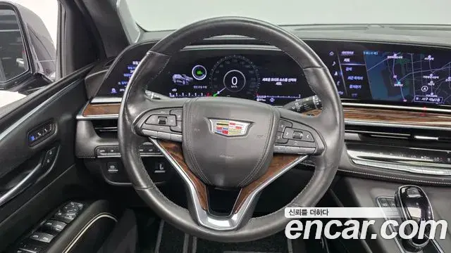 Cadillac Escalade 2022 — Photo 14/20
