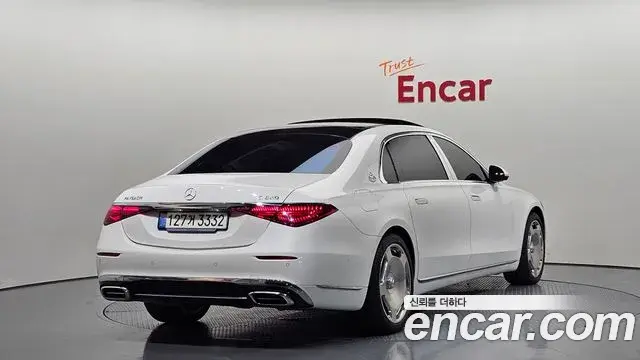 Mercedes-Benz S-Class 2024 — ფოტო 17/33